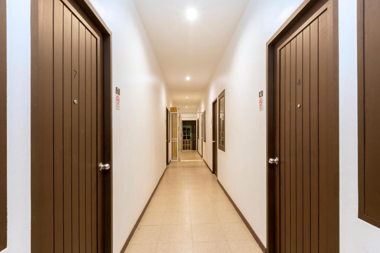 The Lantern Hostel, Chalong ,Phuket Bilik gambar